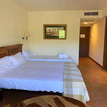La Figuerola Hotel&restaurant 4*